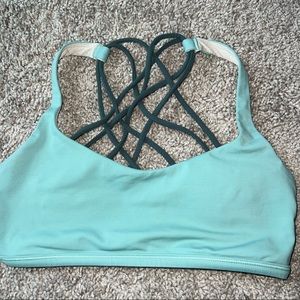 Lululemon light support bra